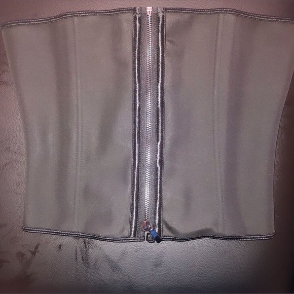 Waist trainers - Picture 3 of 7